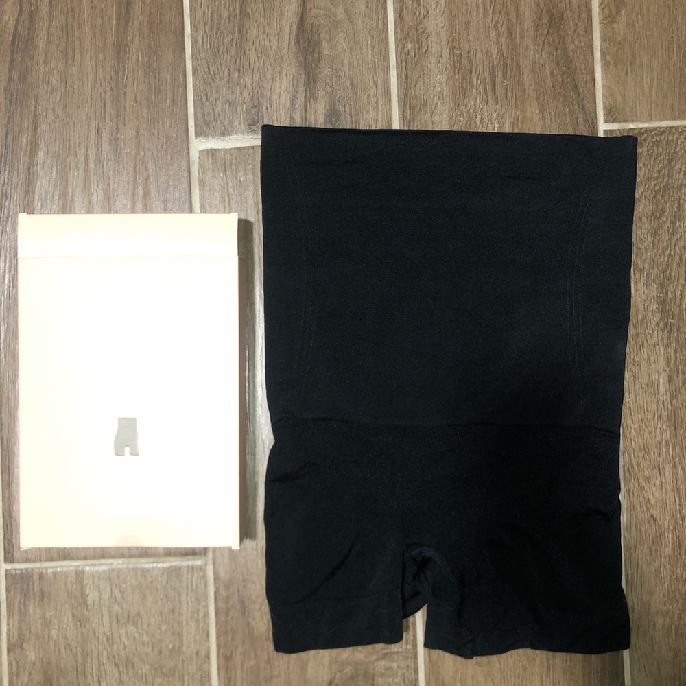 Pinsy Shapewear Black size M